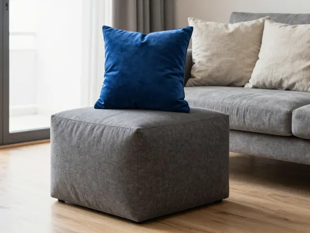 Coussins et poufs : comment choisir le confort et le style parfait pour votre salon